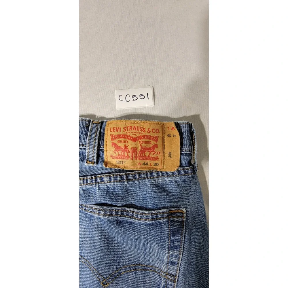 Levis 501 Original Fit Mens Jeans 44x30 Medium Wash Blue Straight Leg Denim